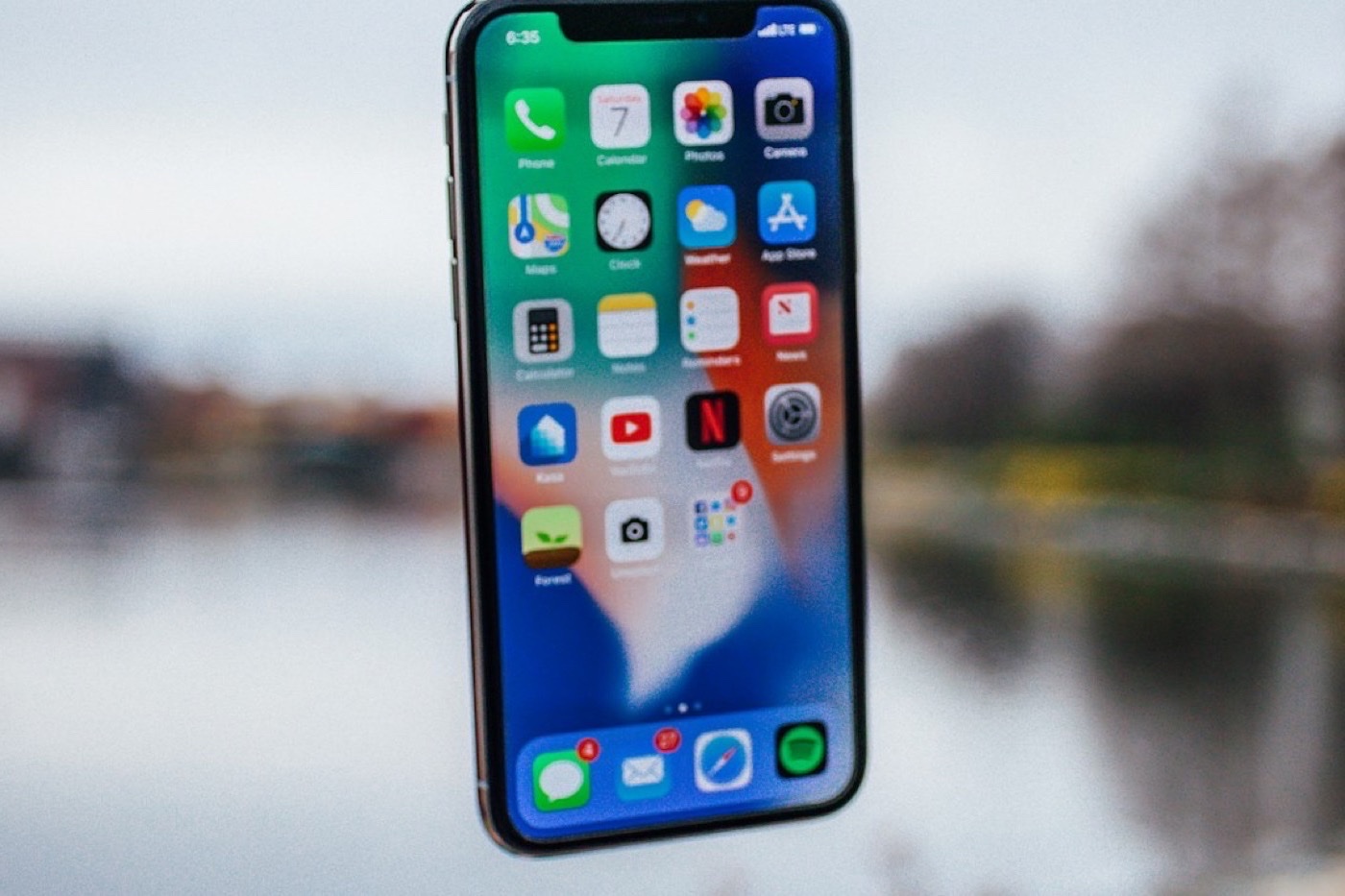 Казино на iPhone: Safari, застосунки та захист платежів